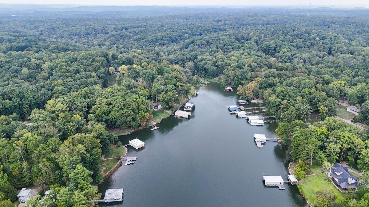 Image 3: Canoe, Kayak or just float...