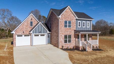 170 BELVEDERE CIR