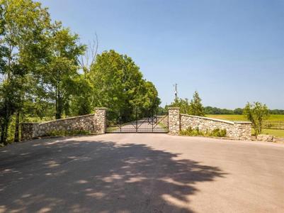 LOT # 113 LAUNCH RAMP CV
