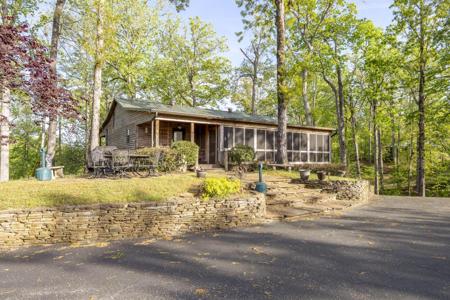 320 YELLOW CREEK LN