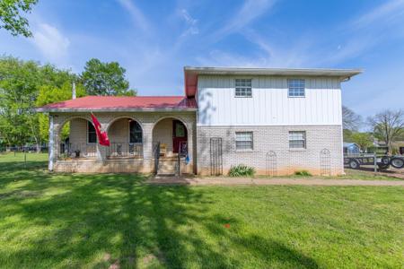 208 FORREST AVE