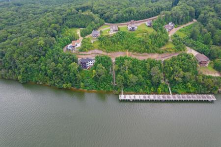 6 HIGH POINTE DR