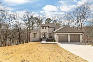 85 RAVENWOOD CV