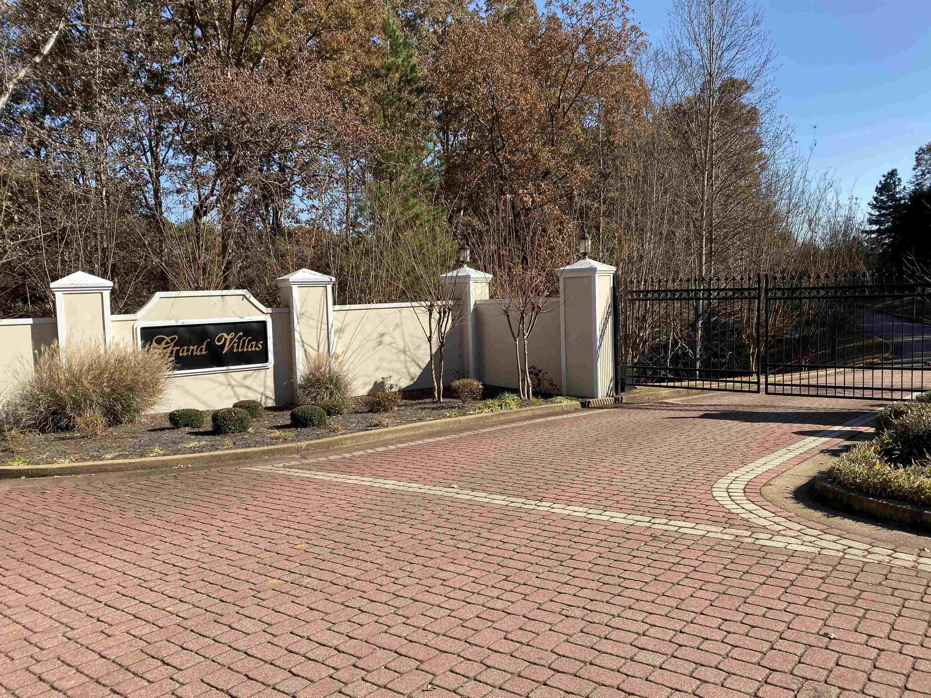 Image 2: View of gate featuring fence
