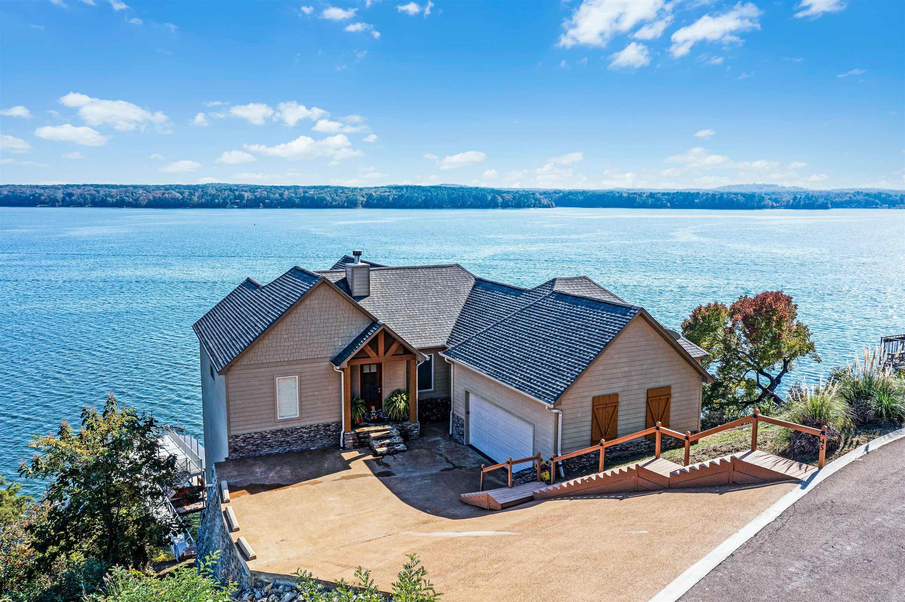 Image 1: Water view of Pickwick Lake!