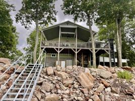 650 VISTA RIVER LN