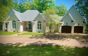 15 HAWKS NEST PATH