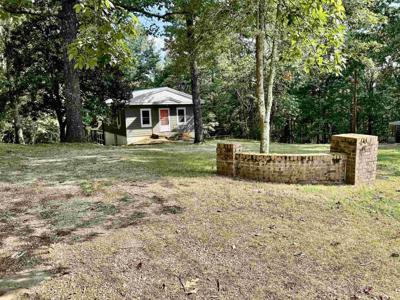 460 PORT LN