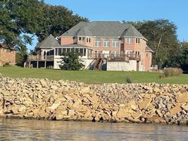 35 TENNESSEE RIVER LN