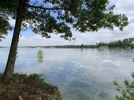 38 NASH LANDING LN