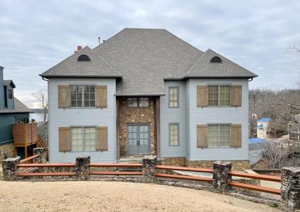 210 ANCHOR BAY PT