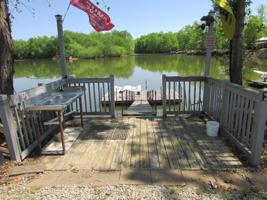 894 RIVERFRONT DR