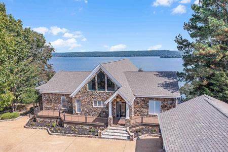 1197 SANDPIPER PT