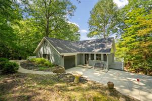 4668 East Leeward Cove