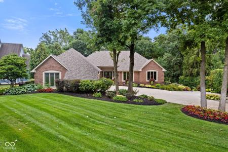 8613 Seaward Lane