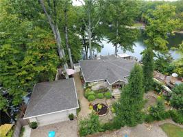 880 West Bauer Drive