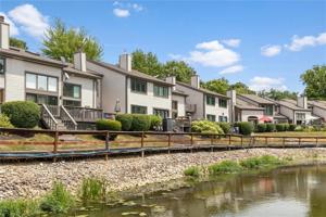 8078 Shorewalk