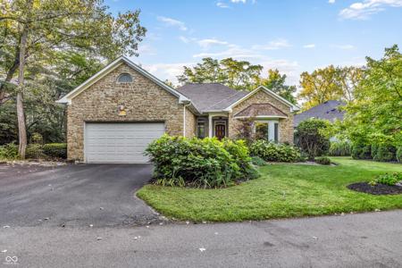 8069 Middle Bay Lane