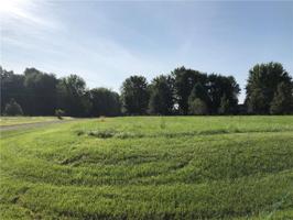 1209-1210 East Chippewa Trail