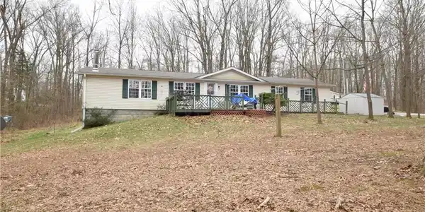 1403 Redbud Court