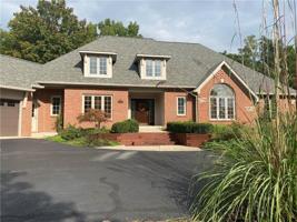 11368 Woods Bay