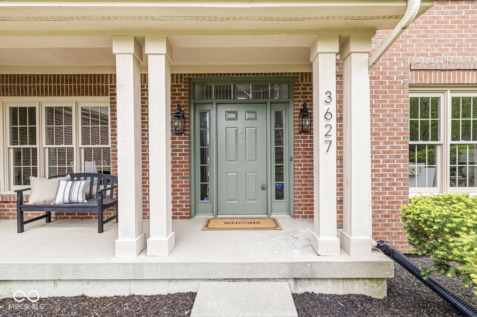 Image 3: Entry