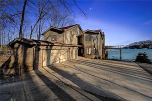 4671 South Poplar Drive