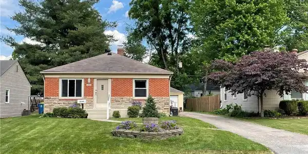 5745 Brouse