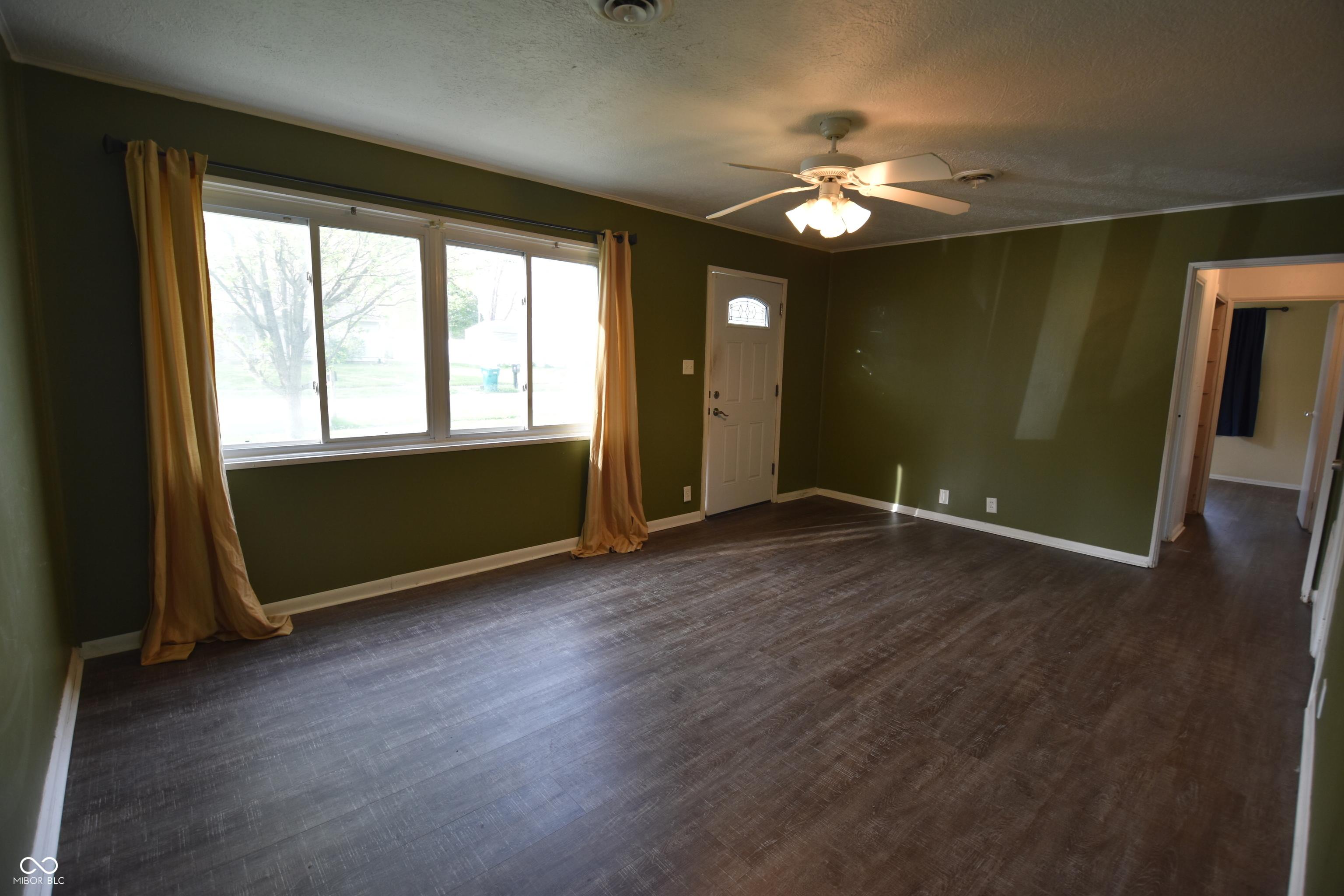 Image 2: Entrance Foyer
