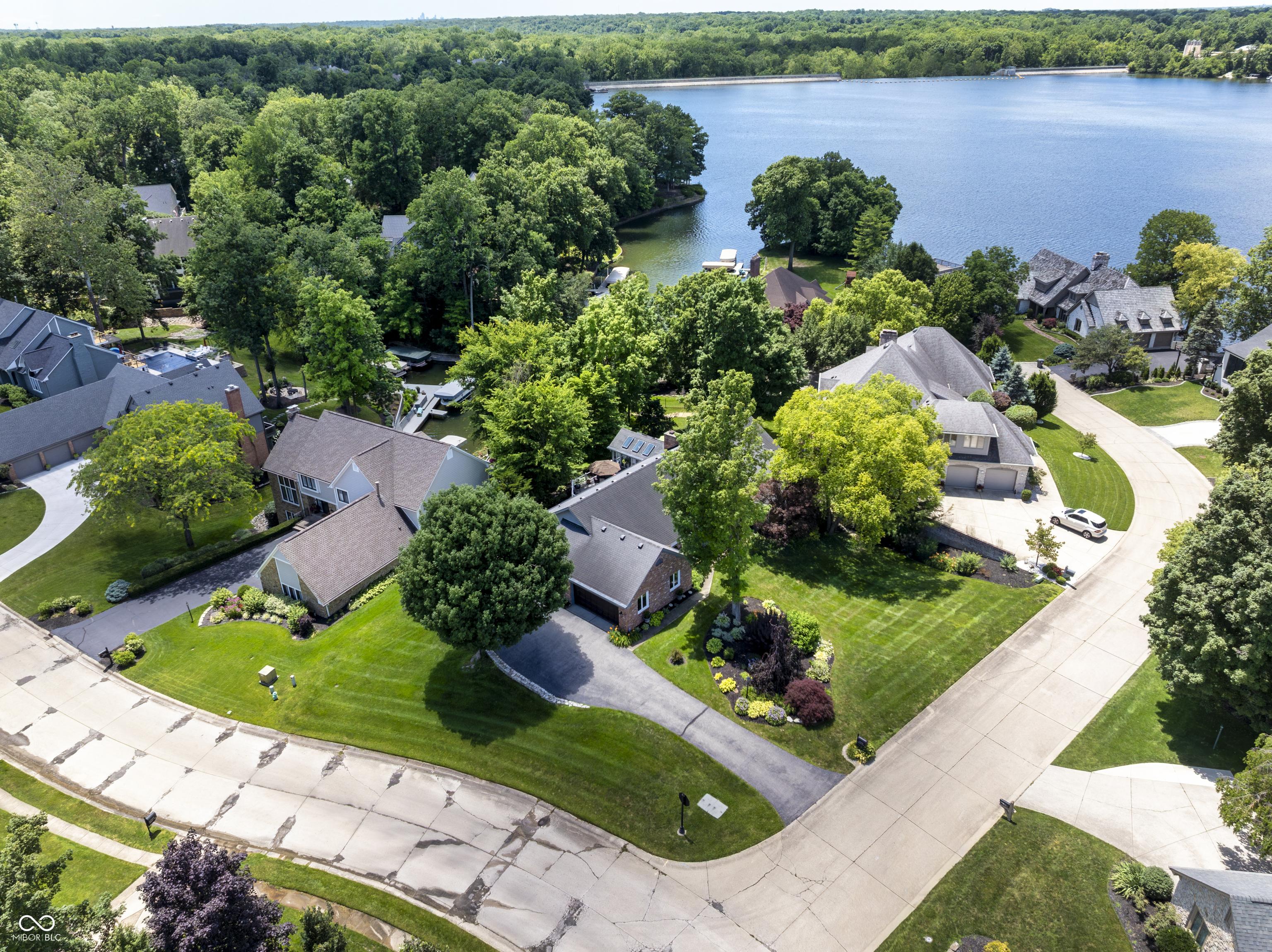 Image 2: Aerial View Image 2: Aerial View