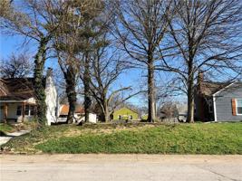 2430 Northview
