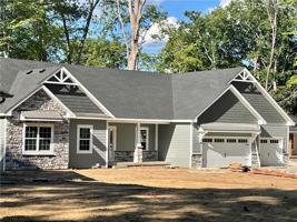 8224 Lake Shore Drive
