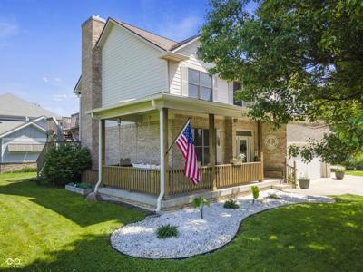 1020 Sunset Bay
