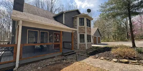 7599 Center Lake Road