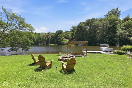 627 W Hemphill Drive