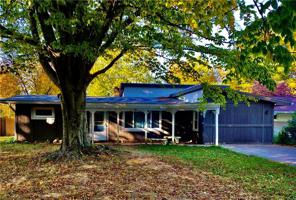 809 Gardenside Drive