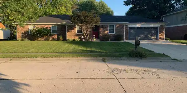 109 Lake View