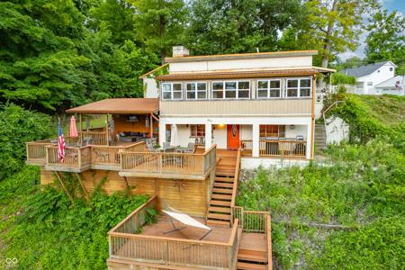 409 W Lakeview Drive