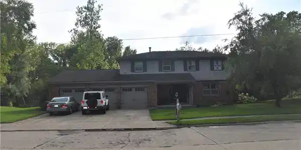 596 Waterview