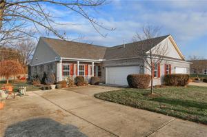 6207 Oakmont Circle