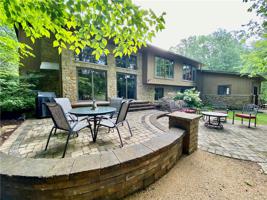 4210 North Foxcliff W Drive