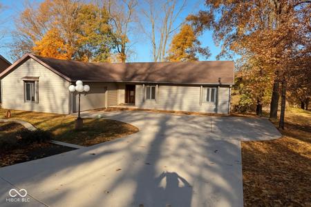 3430 W Wellington Boulevard