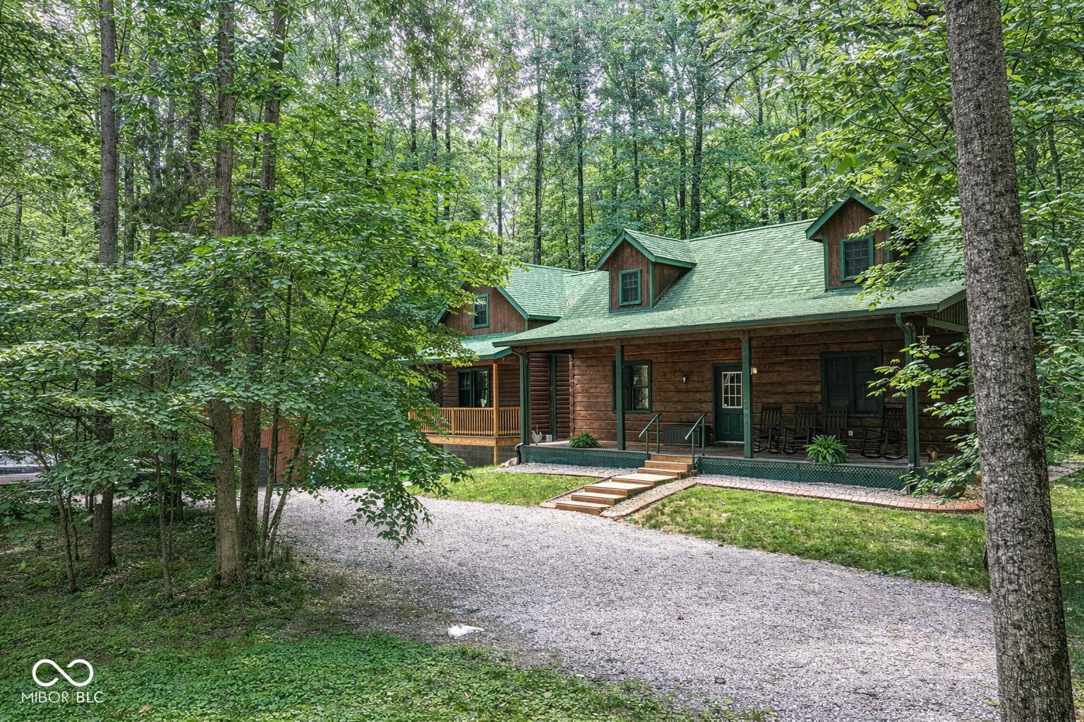 Image 2: Front Of Structure