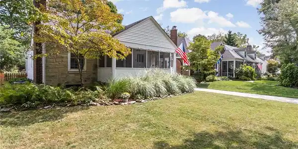 5827 Kingsley Drive
