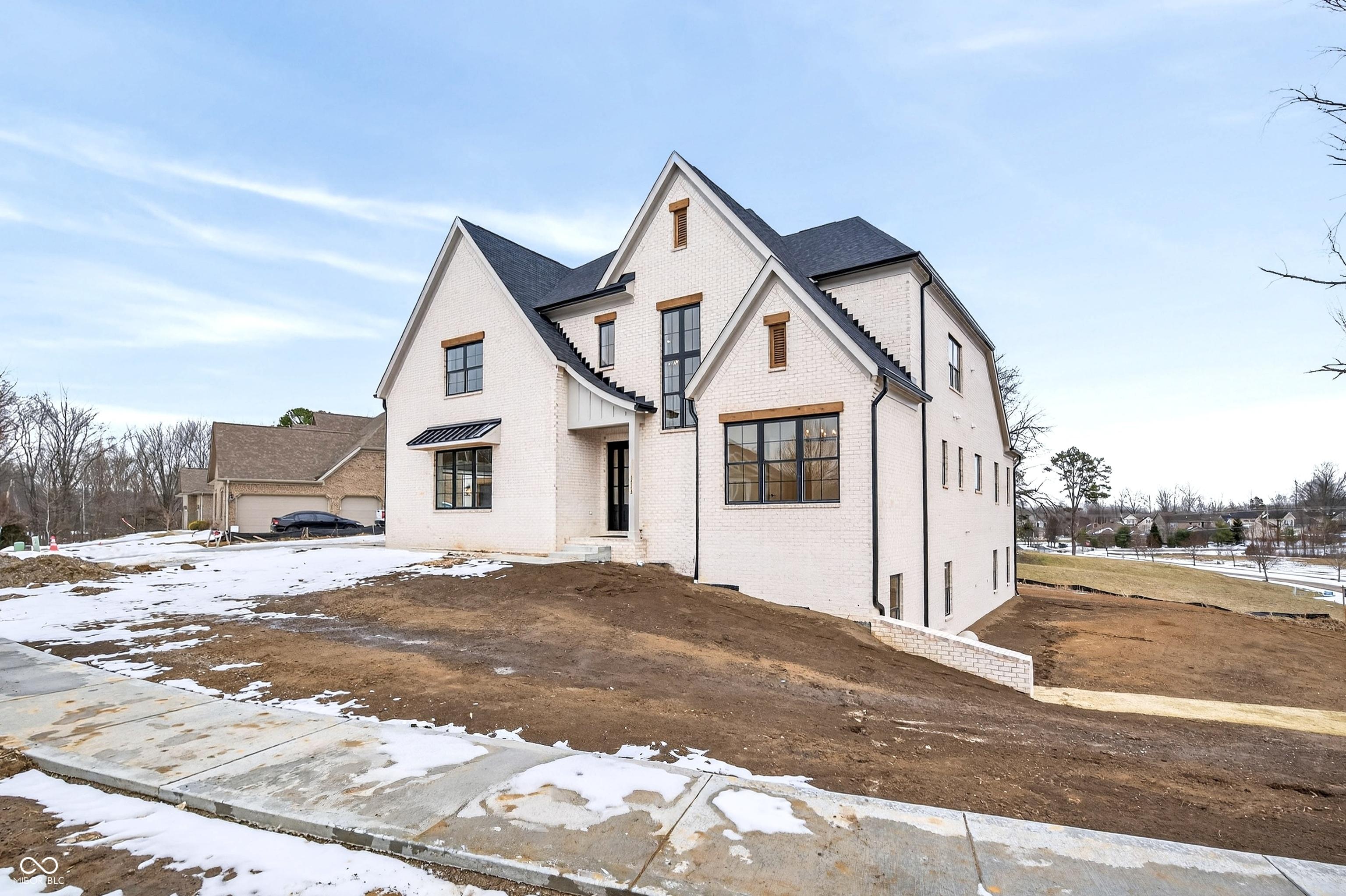 Image 3: Front Of Structure