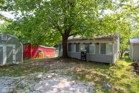 6041 Van Bibber Lake