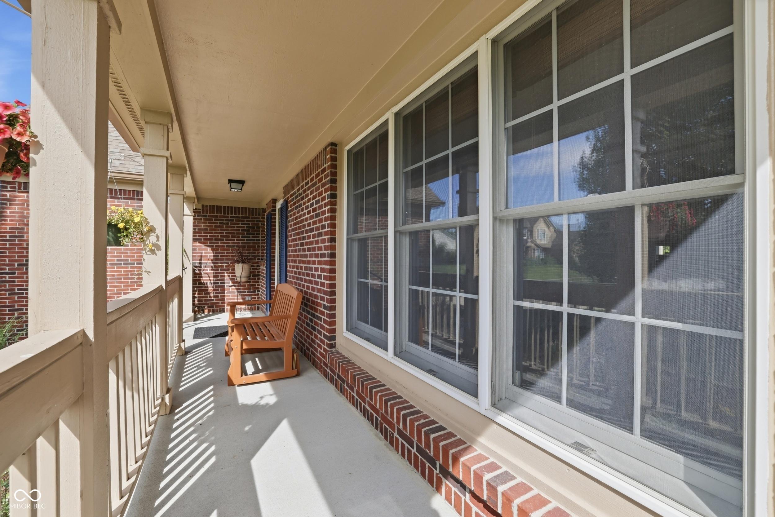 Image 4: Front Of Structure Image 4: Front Of Structure