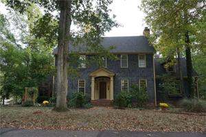 3915 North Foxcliff W Drive