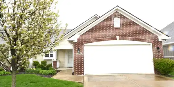 1581 East Leisure E Way