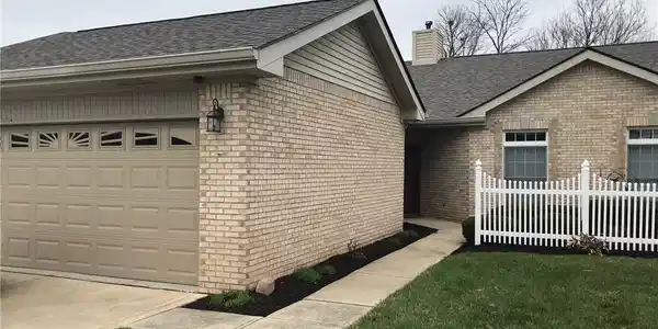 923 KIRKPATRICK Place